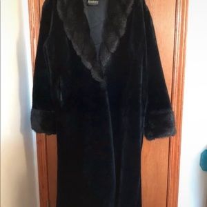 Womens Fur Coat Size XL